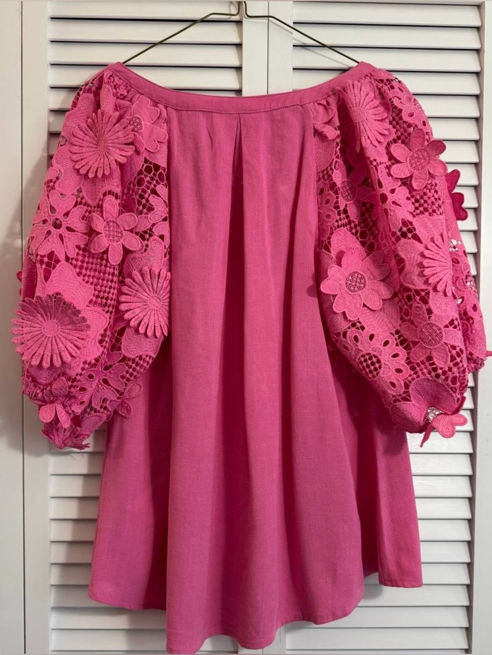Umgee Linen Blend Bubble Pink Tunic Top M Crochet Floral Lace 3D Puff Sleeve - Picture 6 of 10